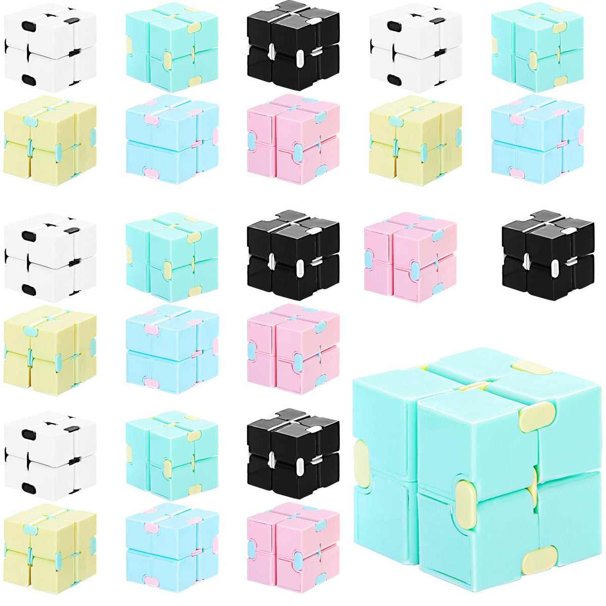 Sumind Infinity Cube pocket-size for portable focus during breaks.