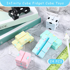 Sumind Infinity Cube smooth-edges design minimizes hand fatigue while playing.