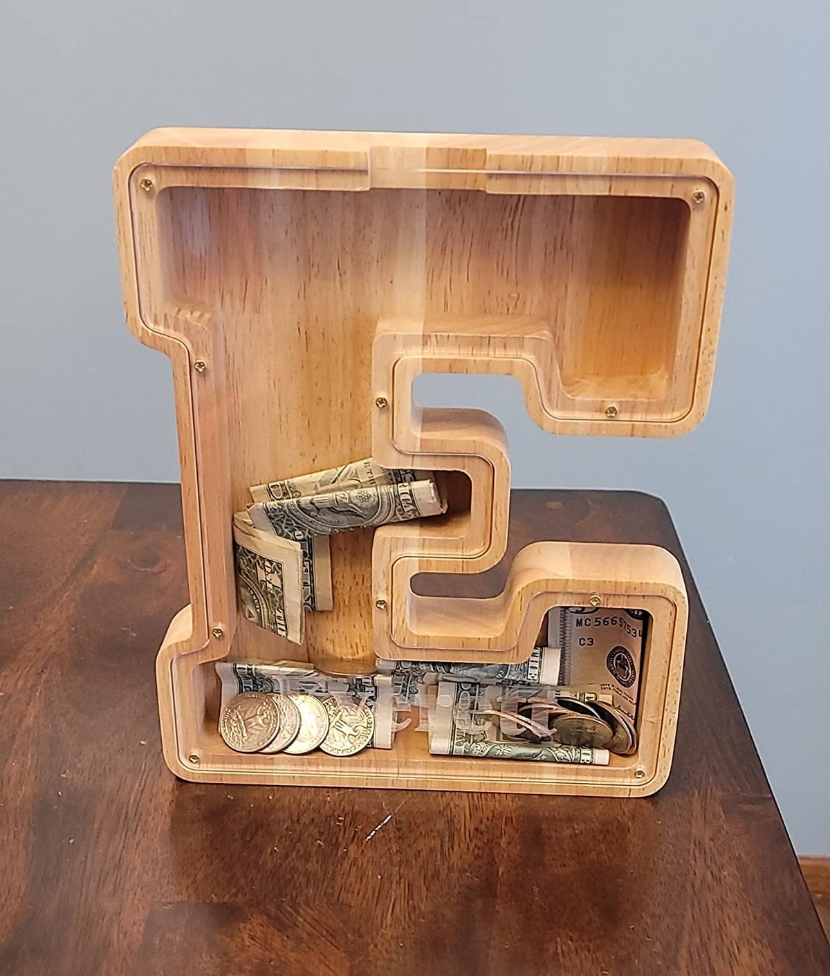 SummiDate removable acrylic cover for quick access to coins and bills