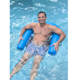 Sunchill SunChair mesh carry bag simplifies storage and transport.