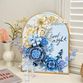 SUNHABI blue rose centerpiece adding a striking focal point