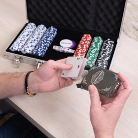 Sunny Days Elbow Room dealer, small blind, and big blind chips for organized rounds.