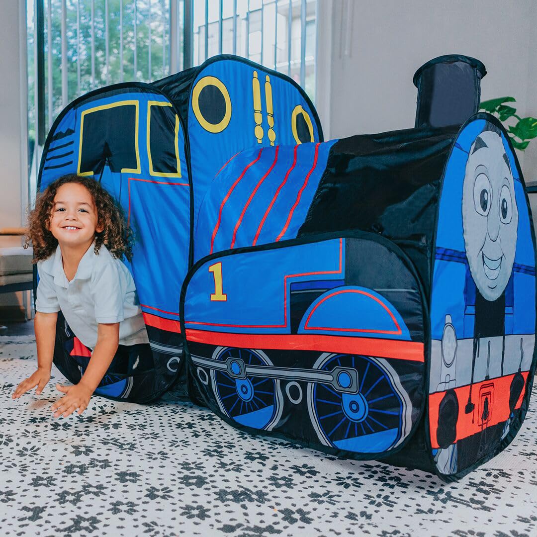 Sunny Days Entertainment Thomas tent graphics highlight authentic Thomas and Friends visuals