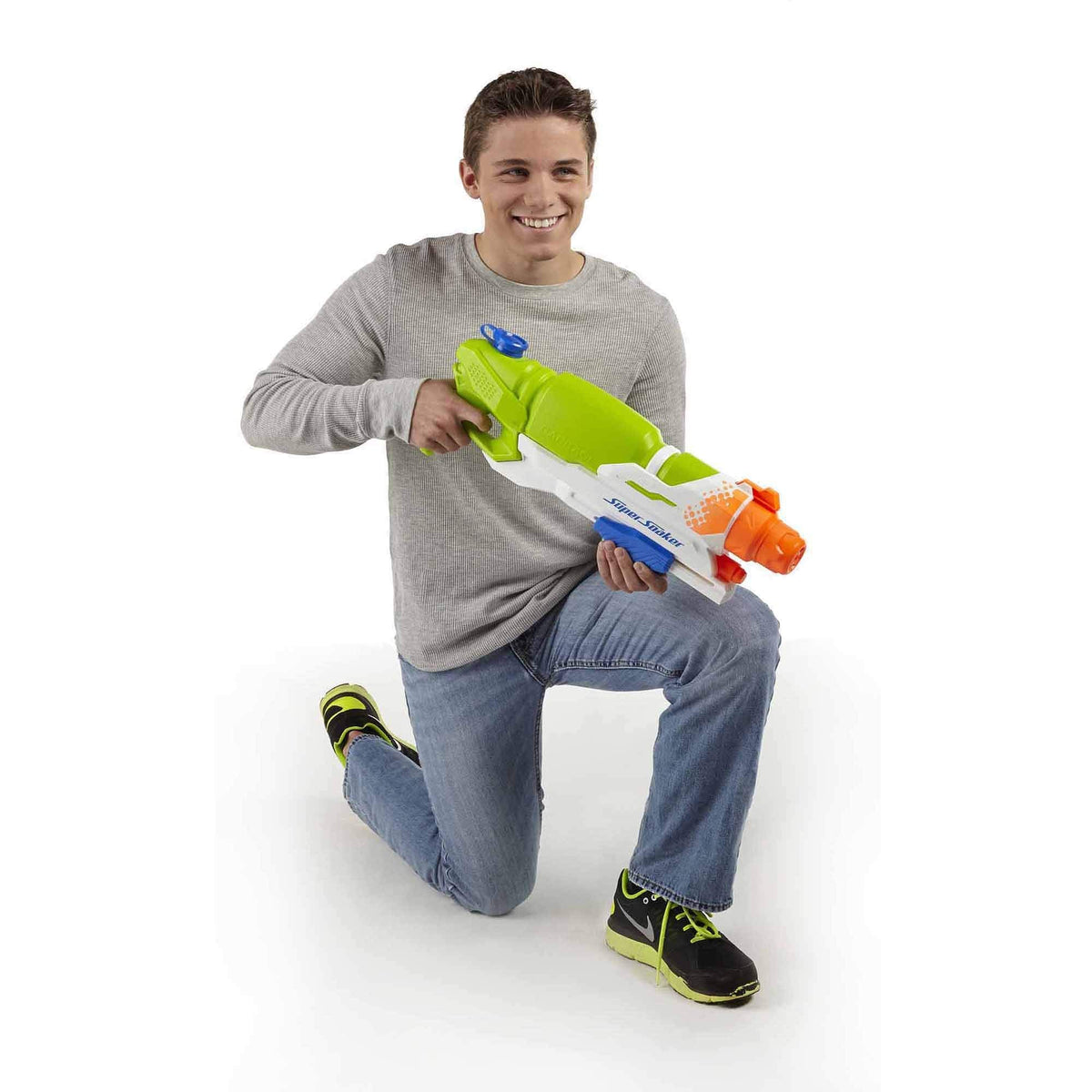 Super Soaker Barrage 84 oz tank enables longer play sessions