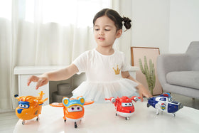 Super Wings Golden Boy transforming plane to robot sparks adventurous play and color recognition