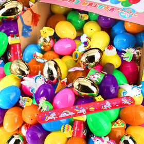 Surcvio golden egg closeup highlighting durable hinge and color finish.