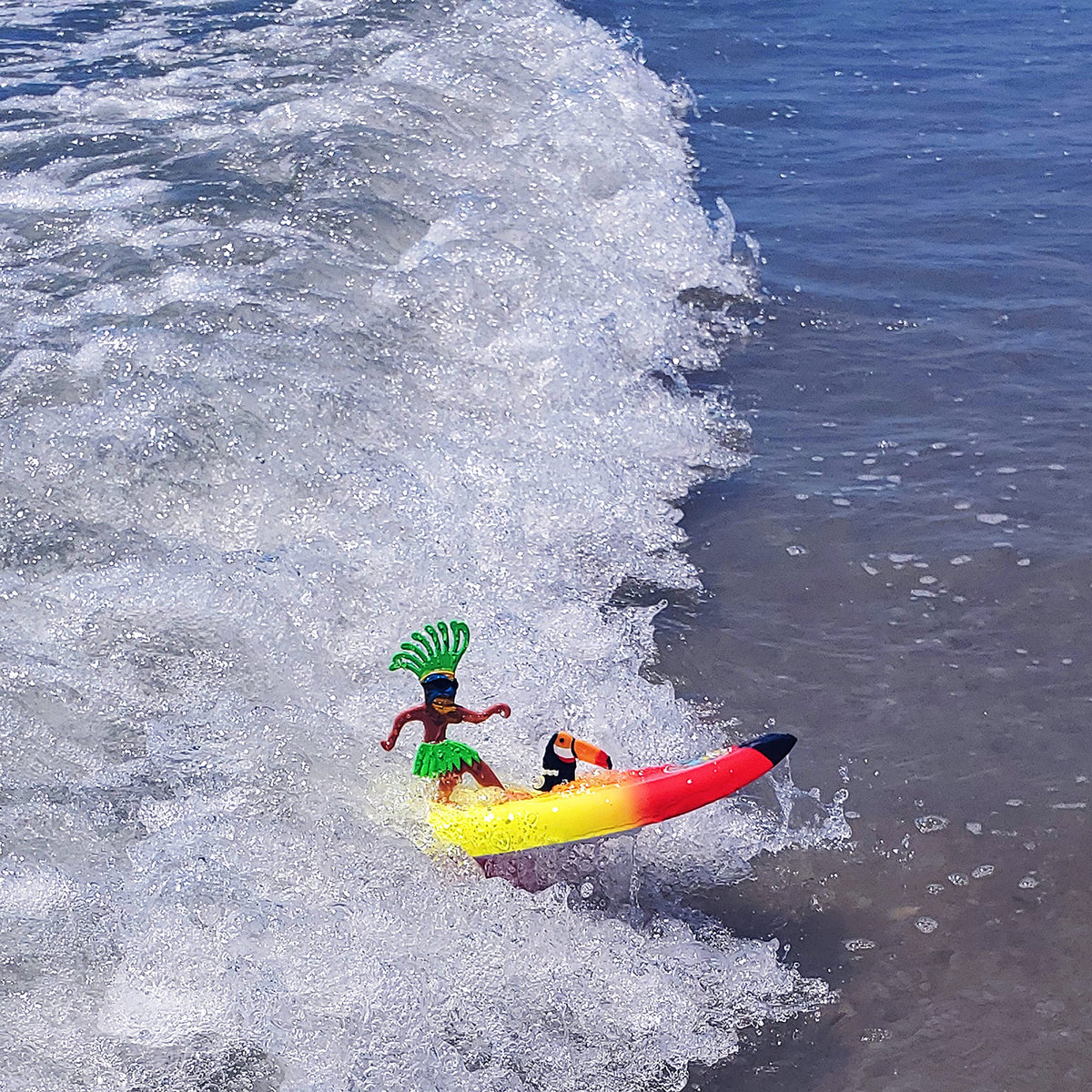 Surfer Dudes Boomerang design catches waves and returns reliably.