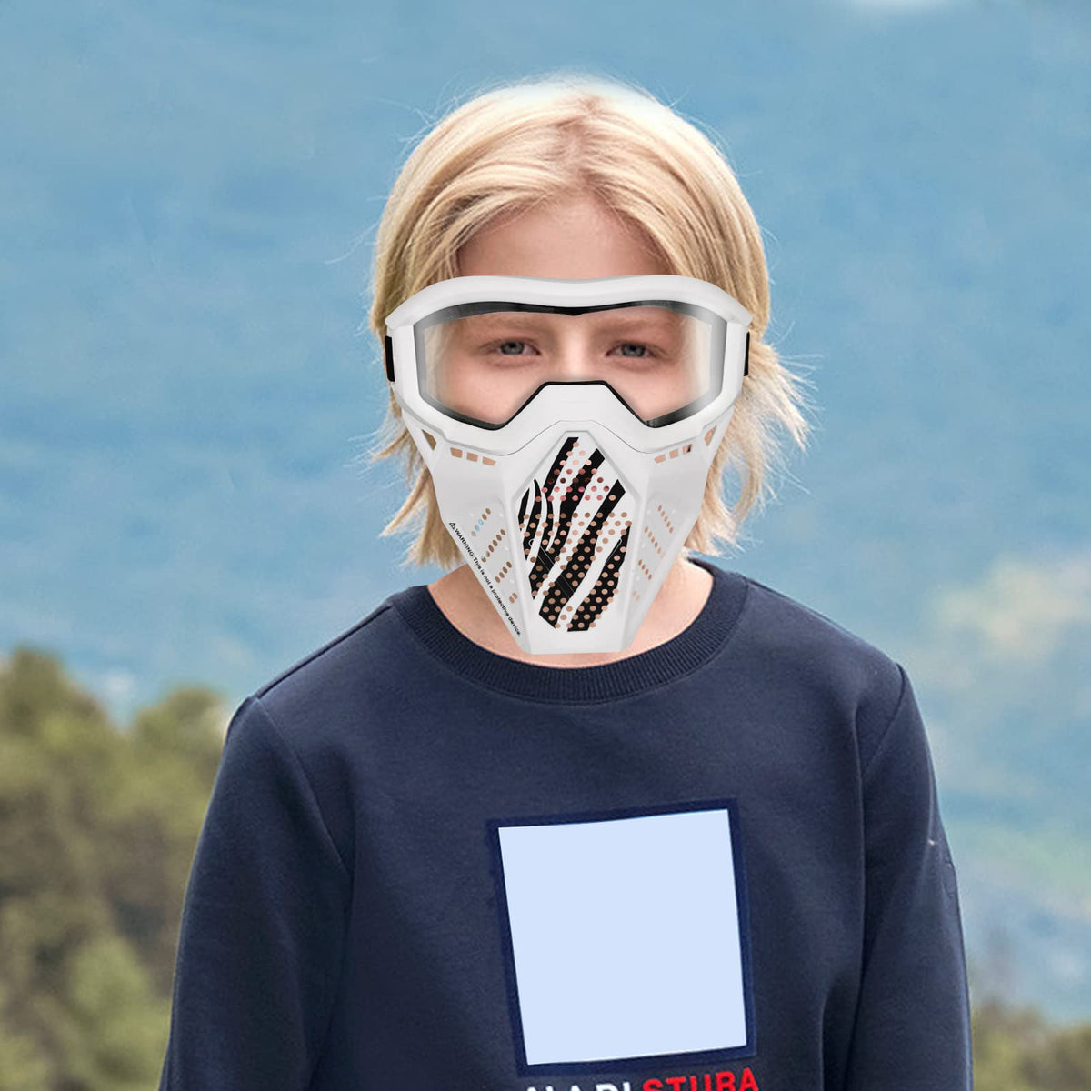 Surper clear lens front view maintains visibility while battling.