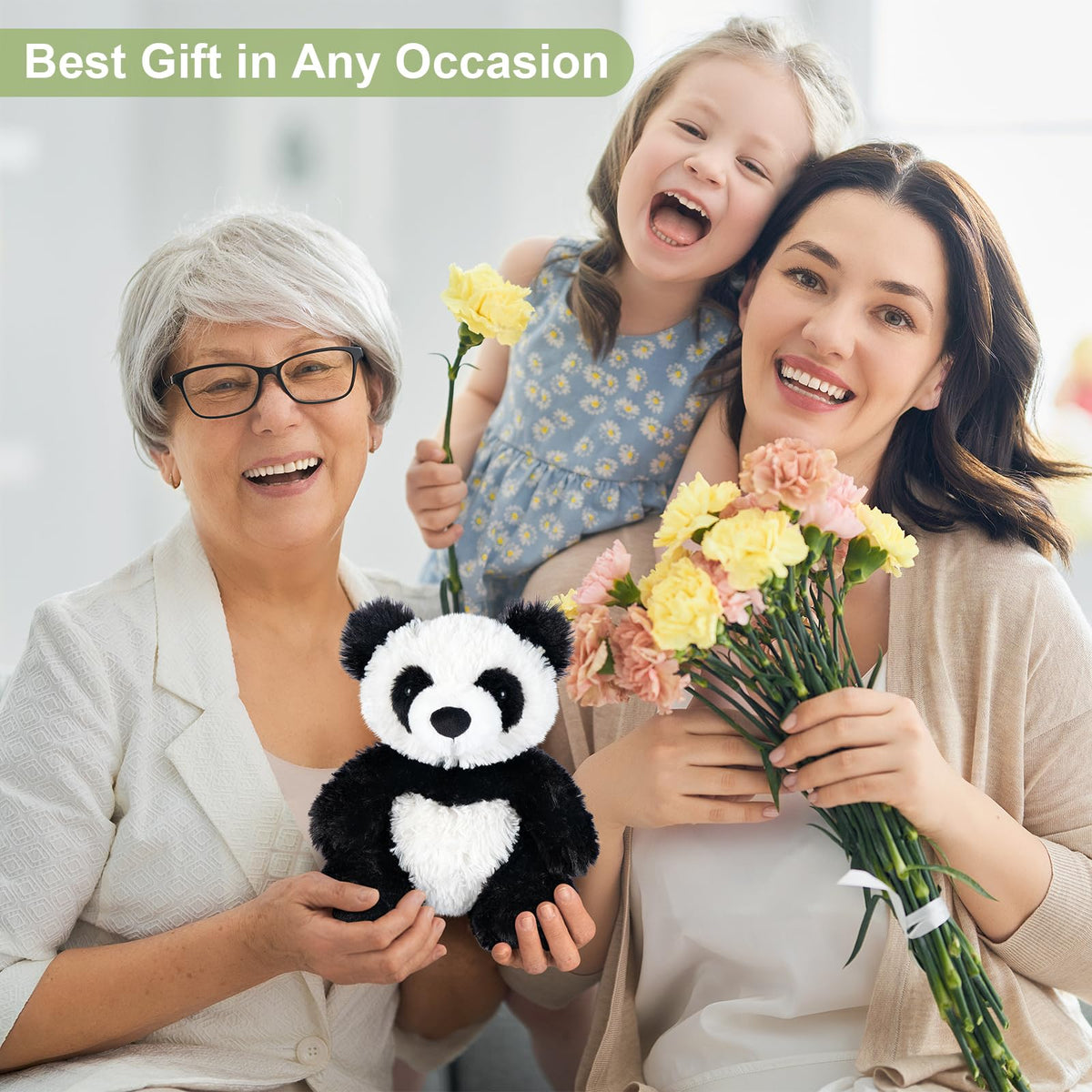 SuzziPals compact heating plush is ideal for naps and travel.