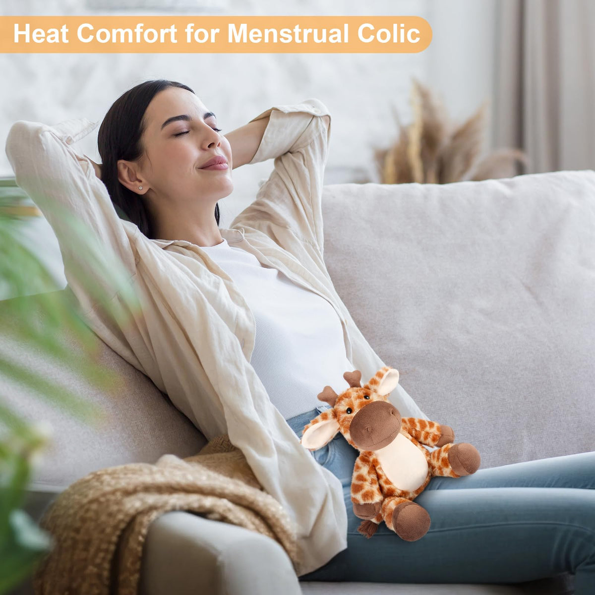 SuzziPals giraffe plushie cooling pack offering refreshing coolness.