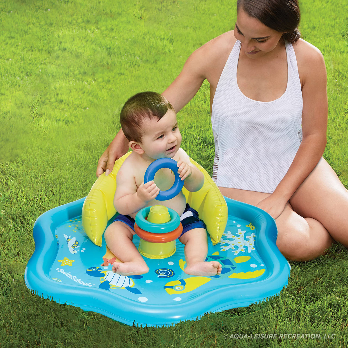 SwimSchool Baby Splash Mat with rings enhances dexterity and engagement