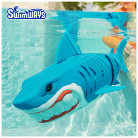 Rainbow Reef in-water action with lifelike movement for kid-friendly play.
