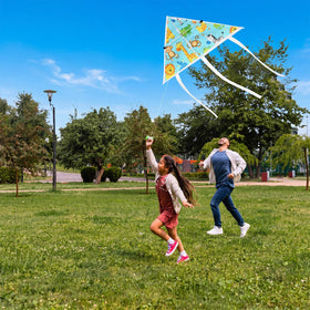 Syhood summer beach party kite decorating encourages creative play