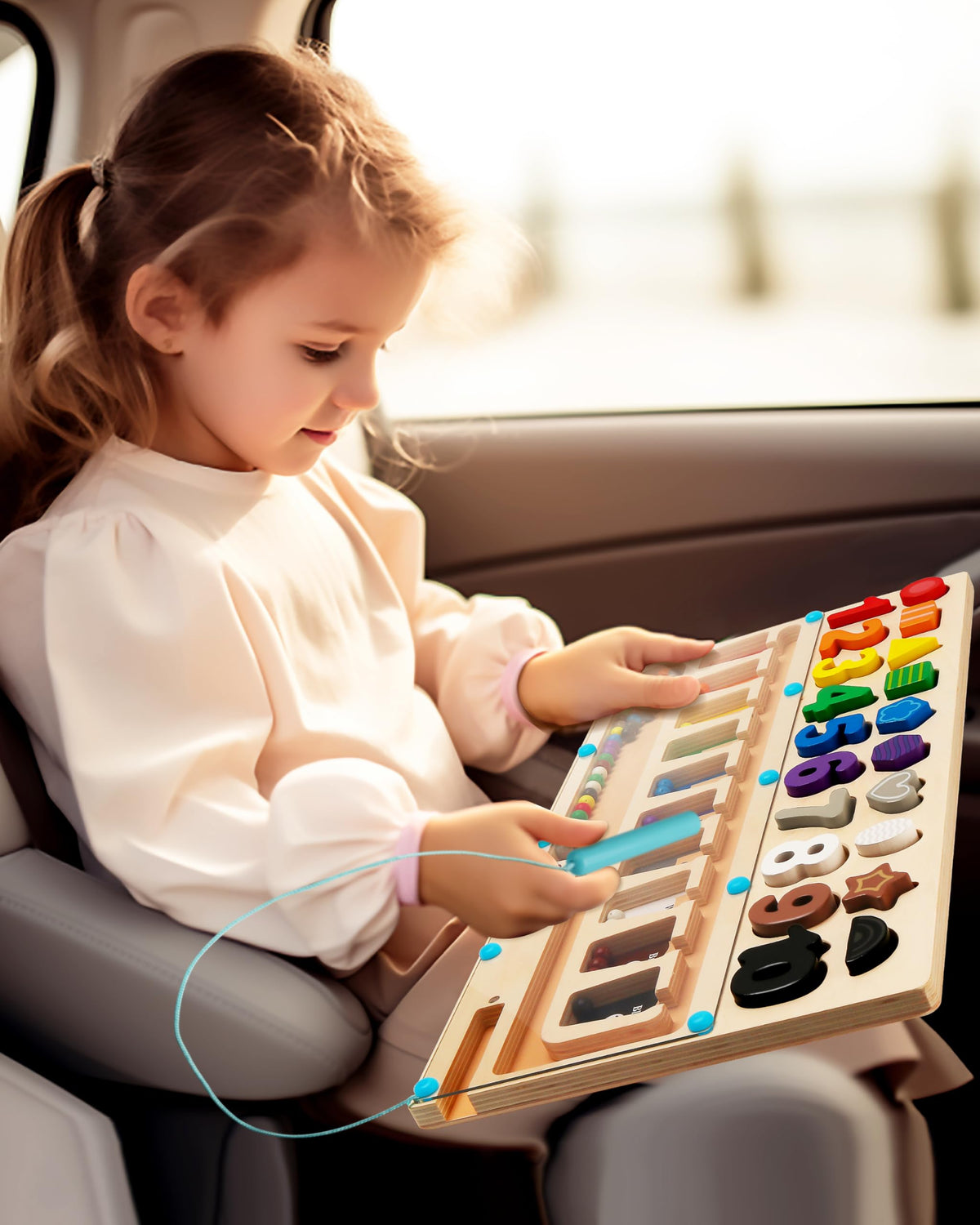 SYNARRY colorful wooden blocks encourage tactile exploration and focused play.