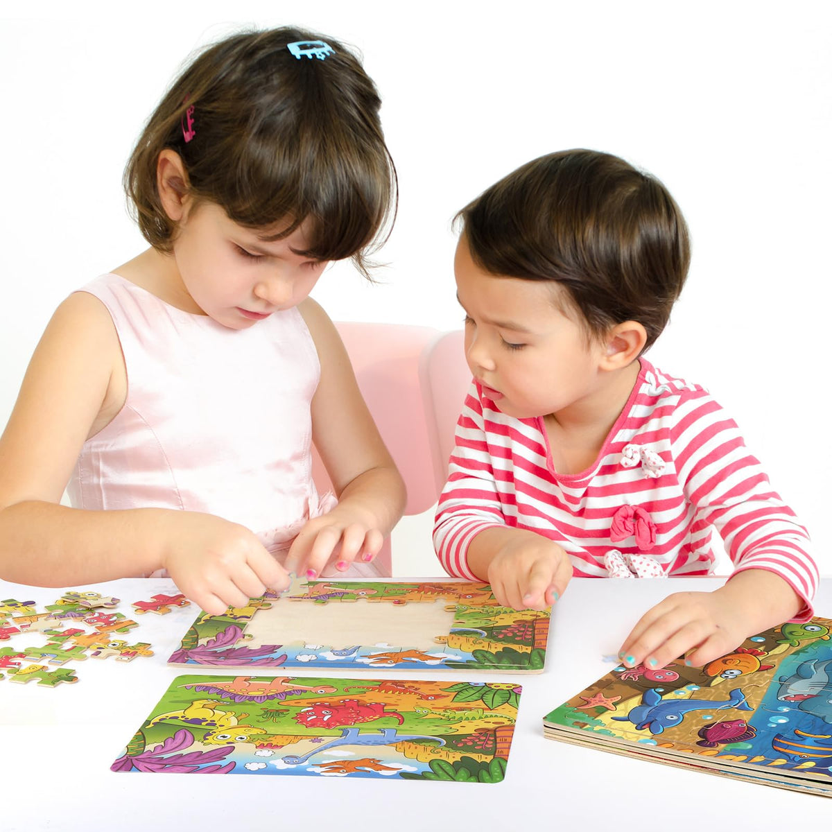 SYNARRY four-puzzle set offers versatile educational fun for ages 3-5 during family time.