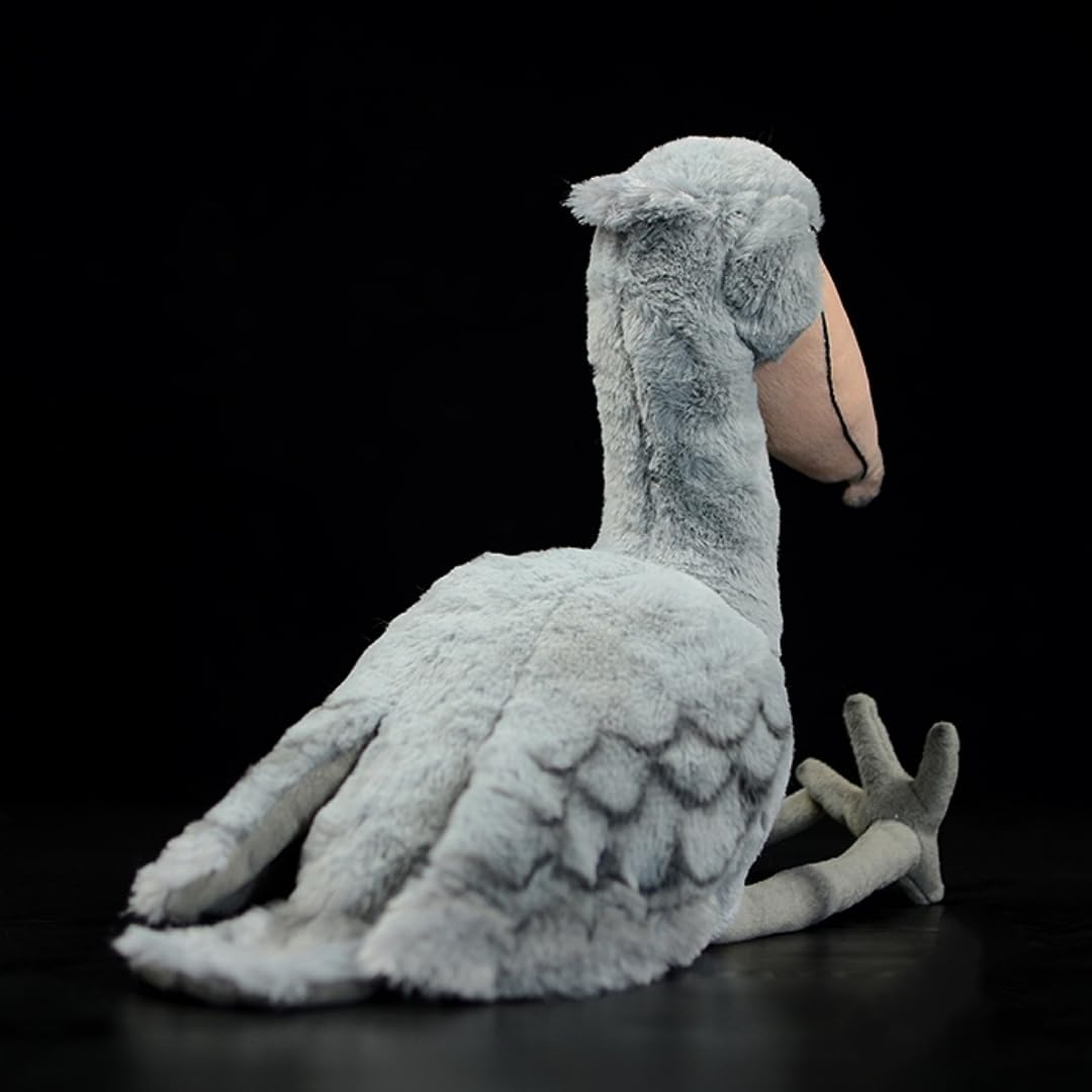 SYUSAMA grey shoebill plush highlights intricate details for realistic display.