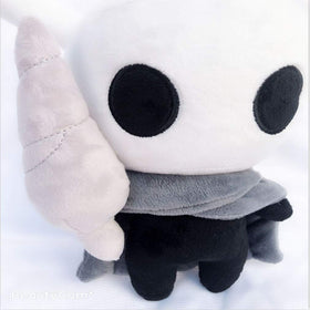 SYUSAMA Knight plush 12in face close-up highlighting soft features and friendly expression.