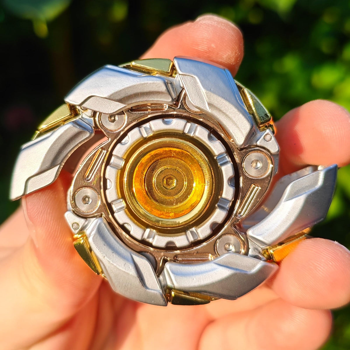 T-Conceal EDC fidget sliders spinning top, offering stress-relief during breaks.