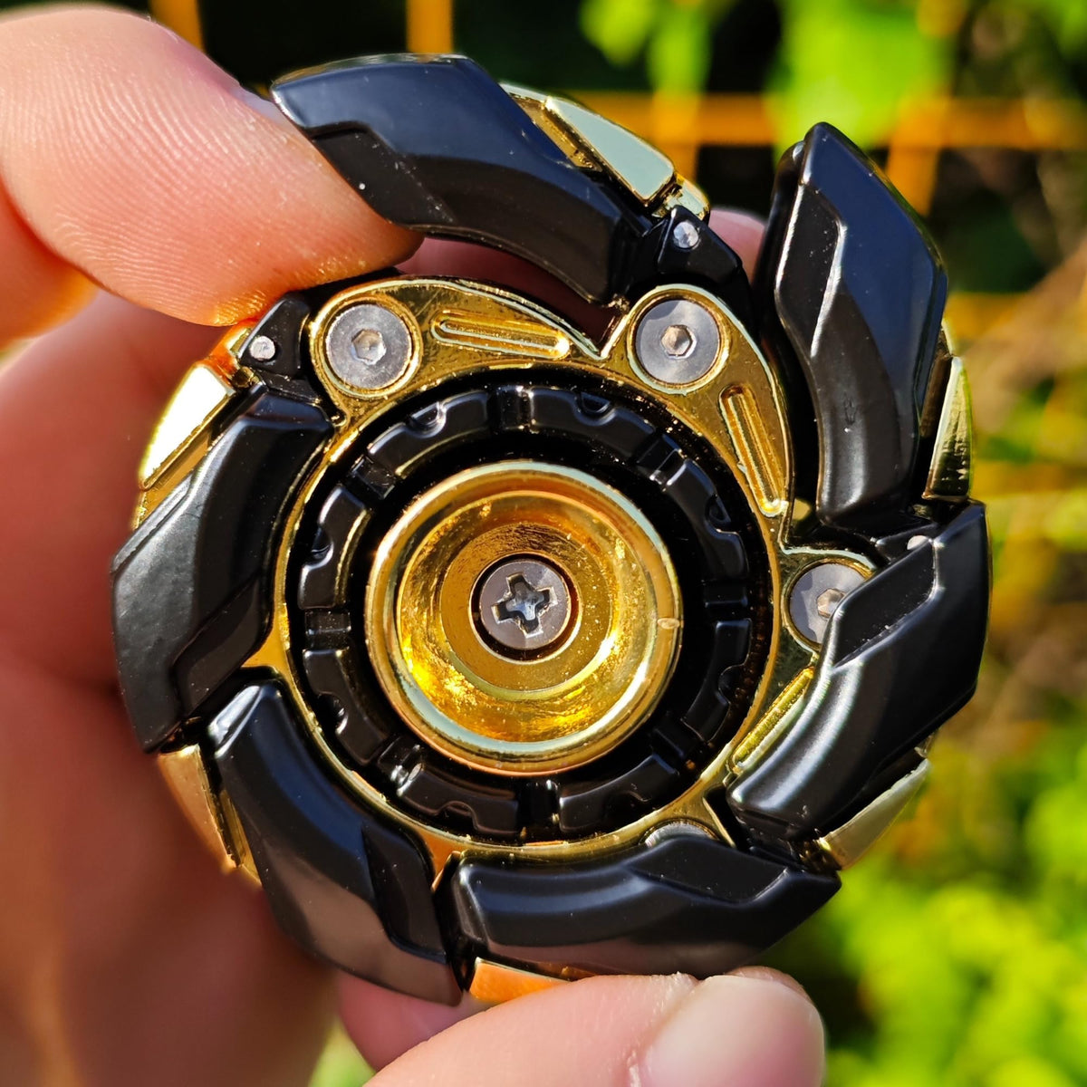 T-Conceal Magnetic Metal Fidget for pocket-friendly focus during work or study.