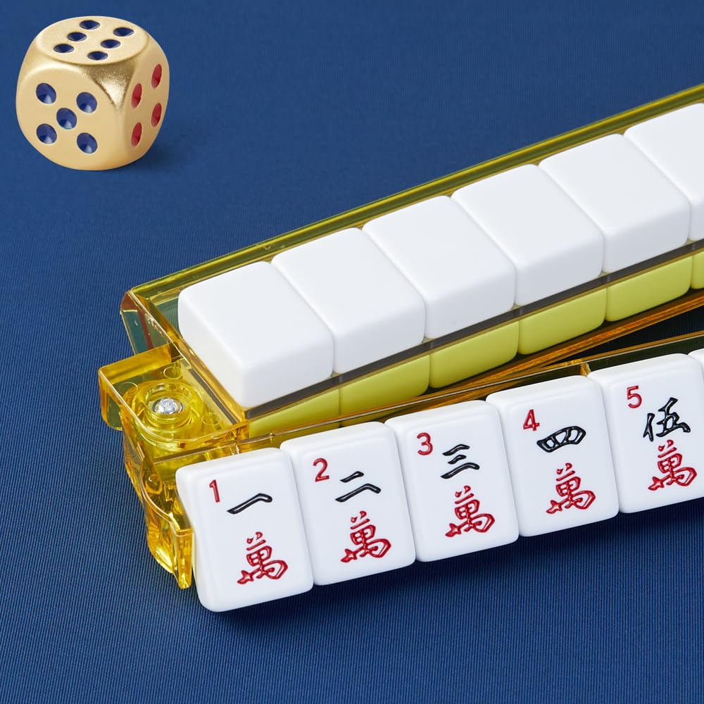 Dimensions: 43 cm length and compact 1.7 cm thickness