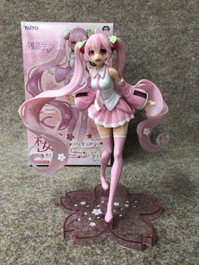 Taito Hatsune Miku Sakura Version 7-inch figure packaging ready for gift presentation.