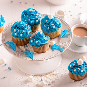 Taiyin clear-blue dolphin toppers capture light like glass while staying durable for long-lasting use.