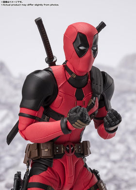 Headpool support parts stabilize dynamic action poses