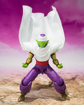 Tamashii Nations Piccolo S.H.Figuarts head parts without turban offer flexible expressions.