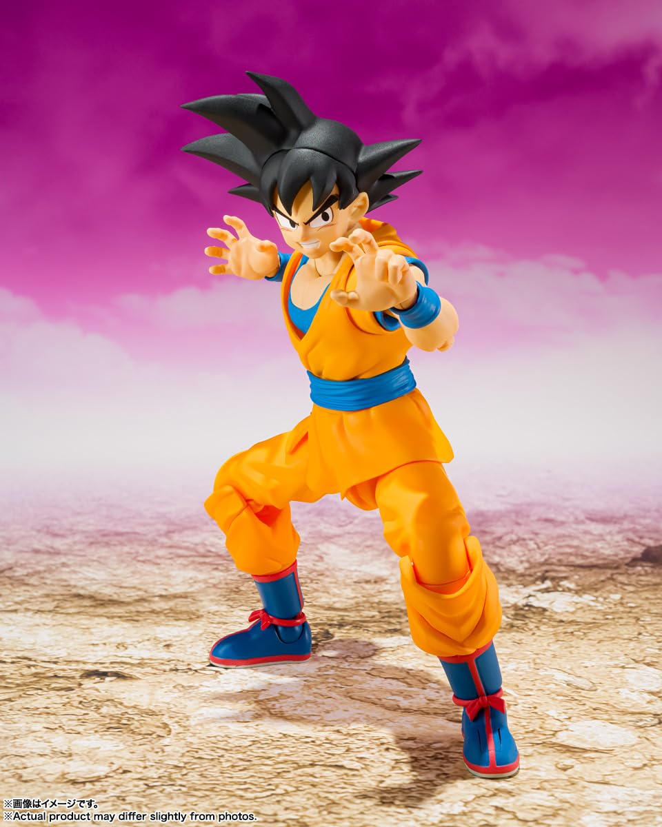 TAMASHII NATIONS Dragon Ball DAIMA Son Goku S.H.Figuarts wrist parts enable versatile posing.
