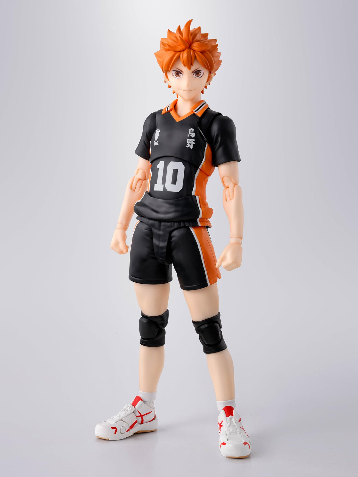 TAMASHII NATIONS Hinata S.H.Figuarts clip pieces secure accessories for dynamic setups.