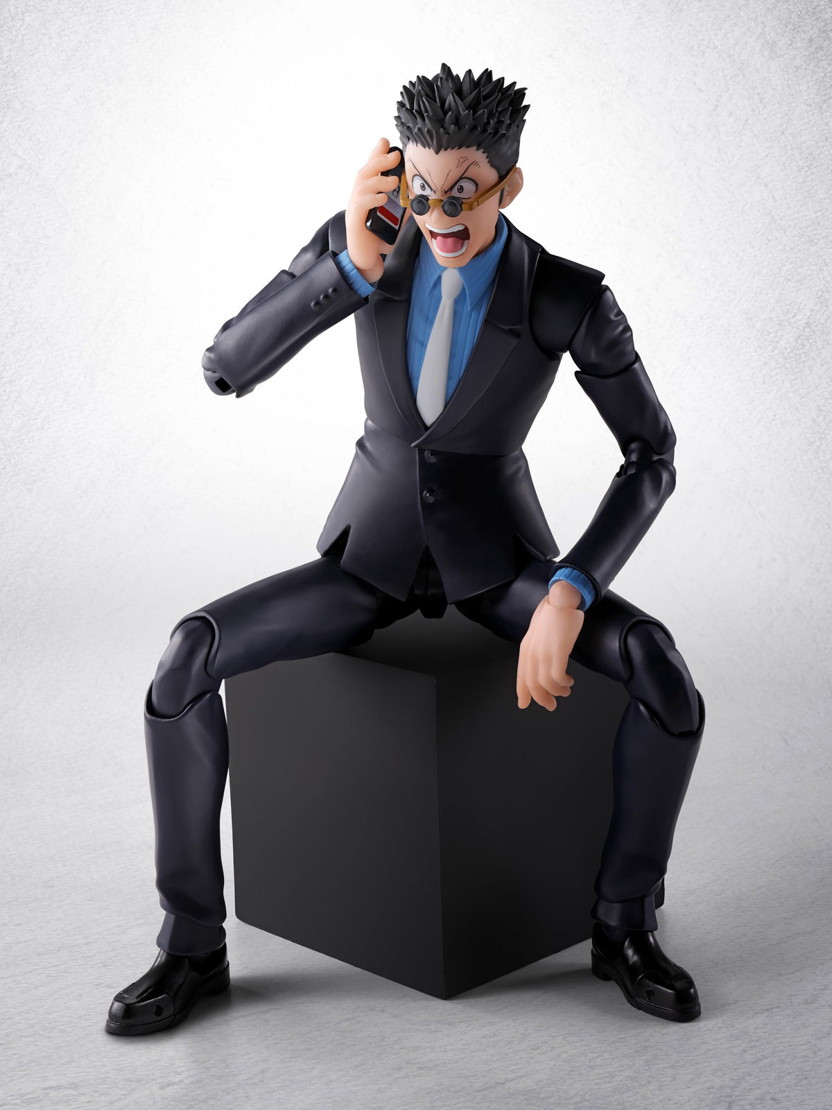 Tamashii Nations Leorio Nen effect glow adds visual impact to battles.