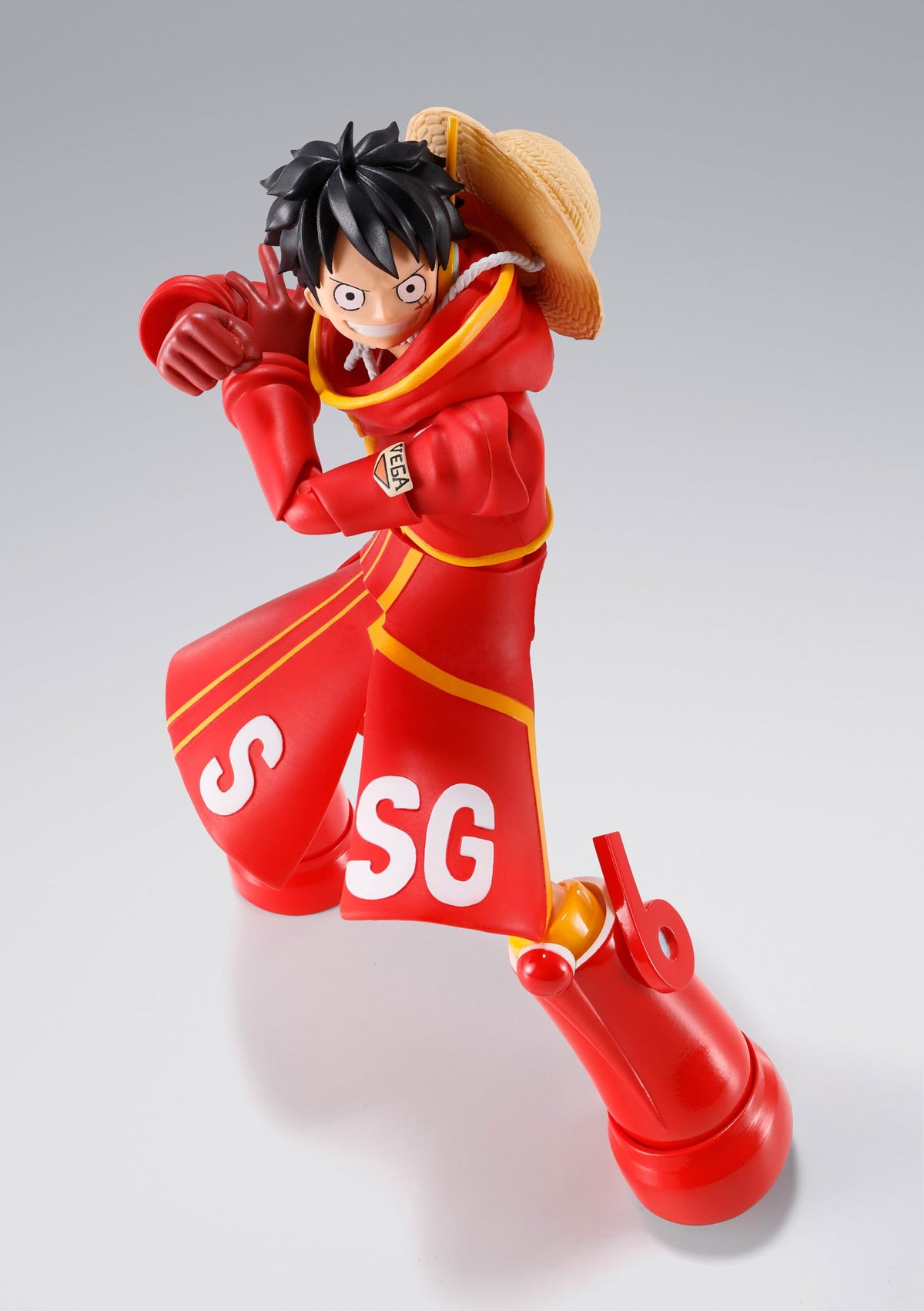 Tamashii Nations Luffy Future Island Egghead figure interchangeable hands enable expressive poses