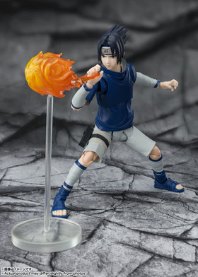 Tamashii Nations Sasuke Uchiha S.H.Figuarts flexible torso detail improves posing options.