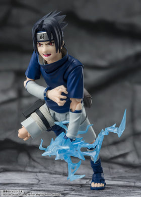 Tamashii Nations Sasuke Uchiha S.H.Figuarts weapons and effects for action scenes.