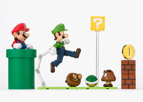 TAMASHII NATIONS Super Mario Playset coin, metallic accents for collectible display.