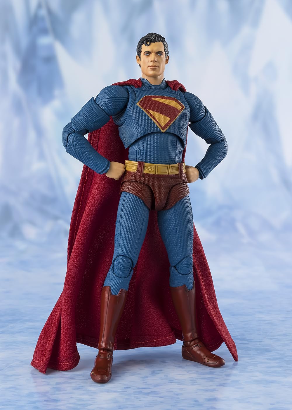 Tamashii Nations Superman S.H.Figuarts interchangeable head for varied expressions.