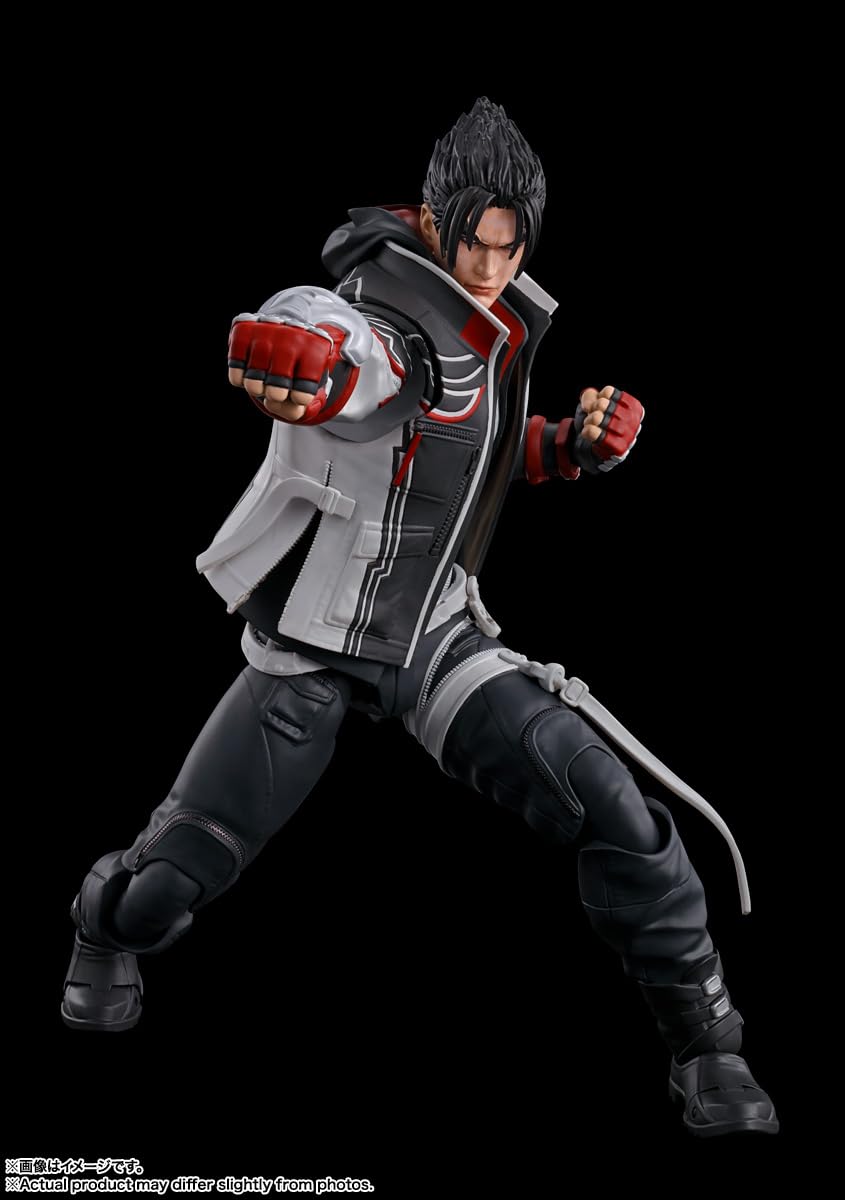 Tamashii Nations Jin Kazama hands, multiple swapping options for dynamic combat scenes.