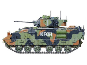 Tamiya M2A2 ODS kit includes crew figures for storytelling.