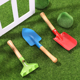 Children using metal-tool parts from Tarpop garden set during play