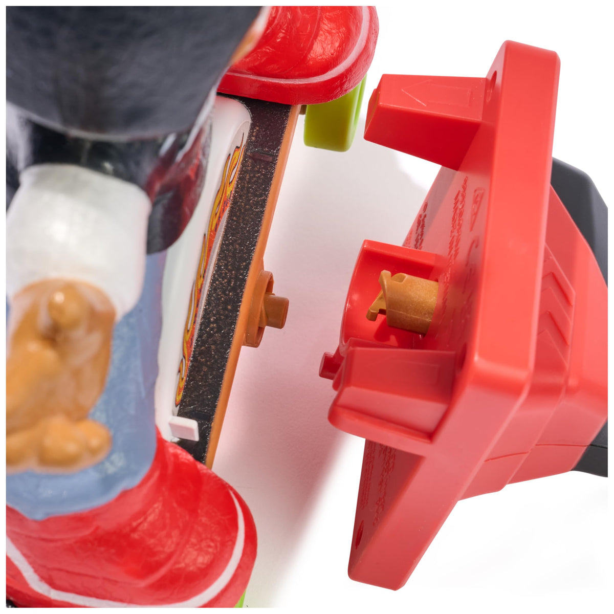 Tech Deck Shred N' Blast in action demonstrates rapid jumps and shreds
