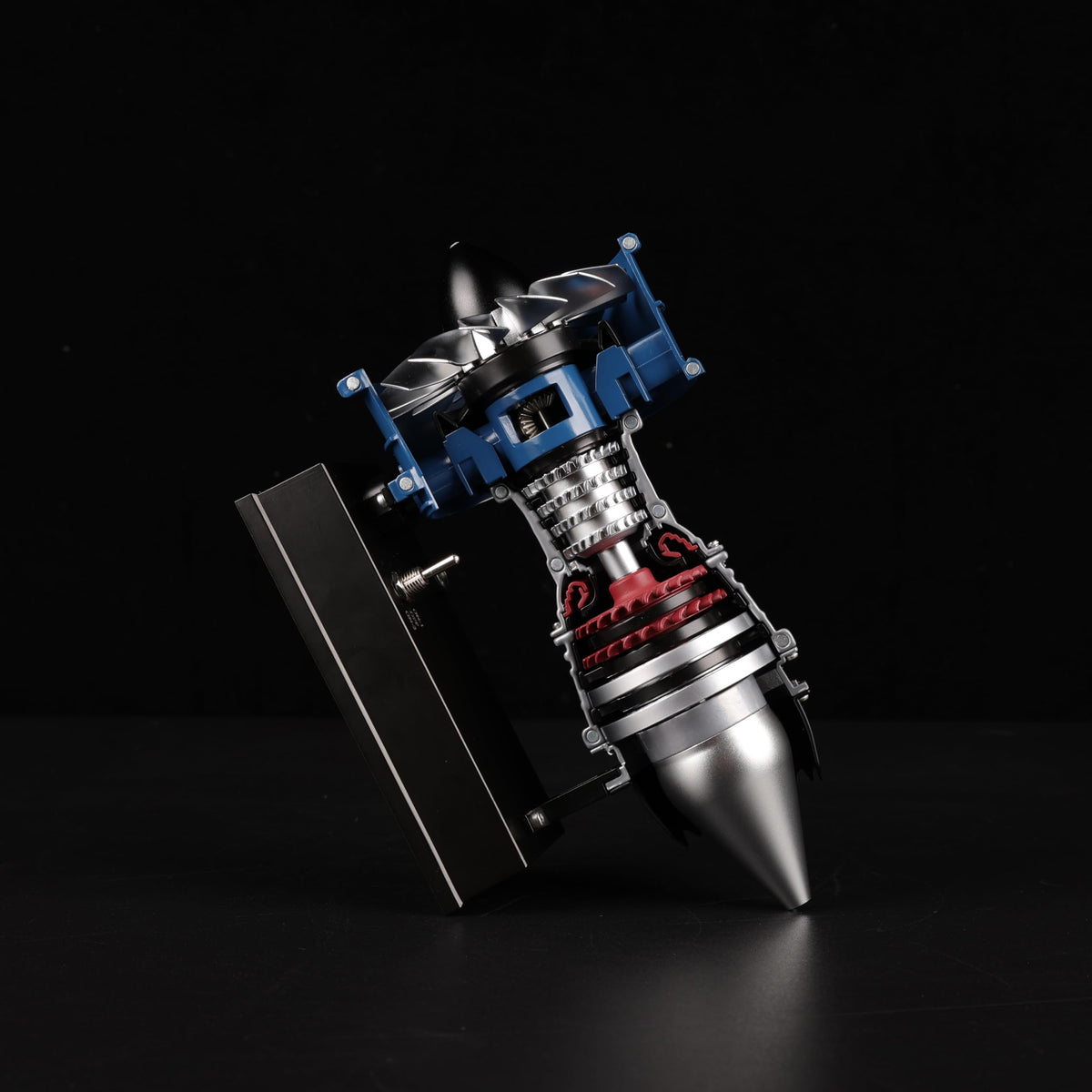 Teching DM122 exhaust nozzle close-up emphasizes scale accuracy and metal finish.