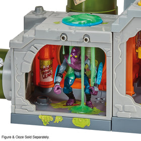 TMNT Classic Playset studded sewerball for shell-smashing play.