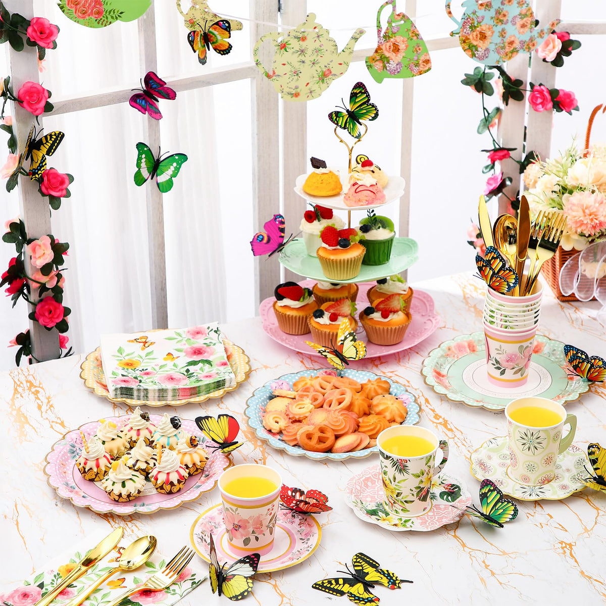 Teenyyou 3-tier cake stand as a dessert focal point for events