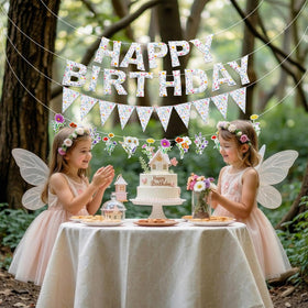 Tegeme 3D wildflower design creates a charming garden vibe for celebrations.