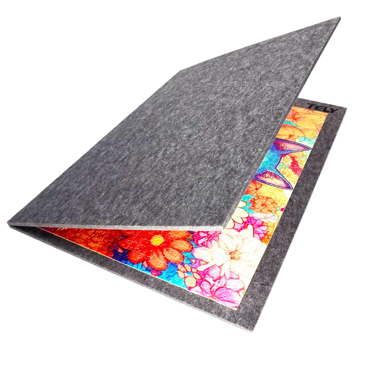 TELY Foldaway Puzzle Board felt mat holds up to 2000 pieces for easy on-table assembly.