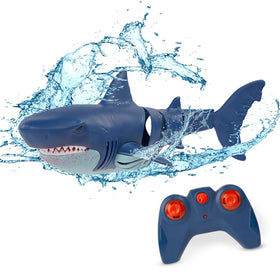 Terra by Battat RC shark in bath for imaginative water play