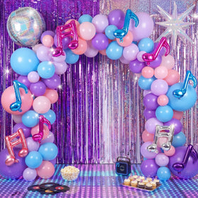 Teyva Daily arch-kit setup for a dramatic party entrance