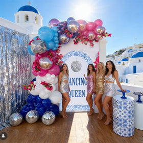 Teyva Daily white 18in balloons for fresh contrast in party decor