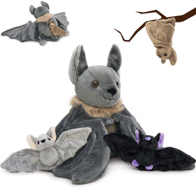 Tezituor mom bat plush with large wings for dramatic Halloween decor