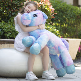 Tezituor rainbow-mane unicorn plush sparks imaginative play.